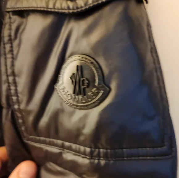 Moncler Black Puffer Jacke